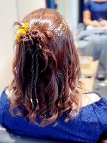 フォーエス(4S)&nbsp;ねじねじカチモリハーフアップ ～結婚式お呼ばれヘア～
