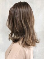 アルバム 渋谷パルコ(ALBUM)&nbsp;ミルクティーハイライト_外ハネボブアッシュブラウン_ba270352