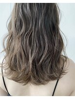 ベル 表参道店(Belle)&nbsp;立体感のある大人のハイライト×ロングヘア★オリーブグレージュ