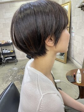プラグ ヘアーデザイン 大名店(PLUG hair design) 耳掛けショート