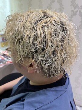 アース 二俣川店(HAIR&MAKE EARTH) ハイトーン×ツイストスパイラル