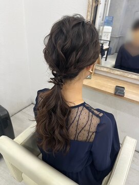 プティクローシェ バイ クオーレ(petite cloche by CUORE) おしゃれローポニー