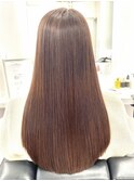 ミディアムヘア斜めバンググレージュカラーシルキーベージュ