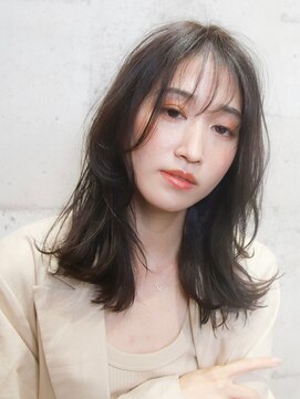 ジェニーバイメノン(JENNIE by Menon) 黒髪 グレージュ ミディアムレイヤー 前髪