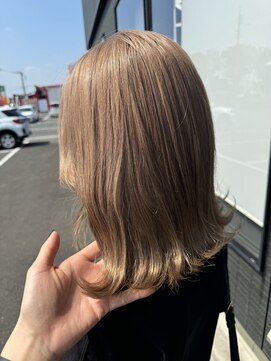 メルバイレガロ 水戸(mer by REGALO) ブリーチありダブルカラー/ベージュ