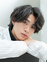 リップス 自由が丘(LIPPS)&nbsp;大学生向けツイストスパイラルセンターパート 黒髪