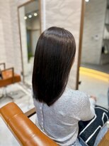 キール(Kir)&nbsp;憧れの艶髪が手に入る[浦添/経塚/縮毛矯正/髪質改善/白髪ぼかし]