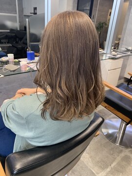 キャラ シャローネ 池袋(Chara Chalone) ハイトーンベージュ　切りっぱなしボブ【池袋駅/池袋】