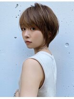 ジーニー 横浜(giinii) giinii_渋谷良太_ミアショート_前髪_ラテベージュ