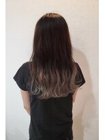 ファム バイコヒナタ(FUM by KOHINATA) 【透明感抜群！】グレージュ×グラデーションカラー