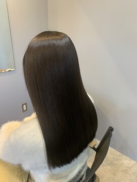 ジーニー(genie) 伸ばし中劣化防止◎髪質改善トリートメント　オリーブベージュ