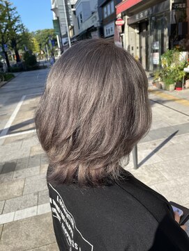 フェリア 松山(Feria) 【Feria松山】ホワイトグレージュ☆本宮