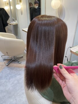 アンド ラ ブランシュ(&.La Blanche) 黒髪カタログ/グレーベージュ/レイヤーロング/アッシュカラー