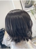学生さん外ハネ切りっぱなしボブ