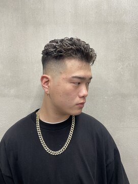 ダズルヘアーエイチ(DAZZLE hair H) 極道パーマ