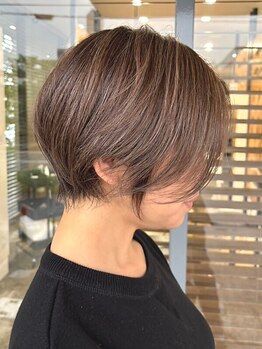 アイコニック 天神店(ICONIQ)の写真/【脱白髪染め/白髪ぼかし】30代,40代,50代,60代大人女性必見！今までの白髪染めの印象を変える新発想★