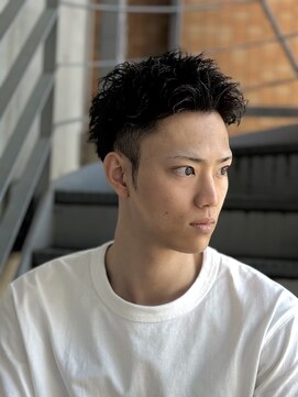 シフト メンズ オンリー サロン 薬院店(SHIFT Men's only salon) スパイキーショート