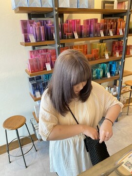 シモン(SIMON) ミルクティーグレージュ/半田/知多/半田美容室/知多美容室