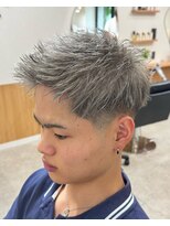 ラフテル(RAFTEL)&nbsp;【アップバングショート】×【シルバーカラー】