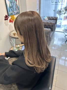 ノア(no_a) ブリーチなしでハイトーン×ミルクティベージュ