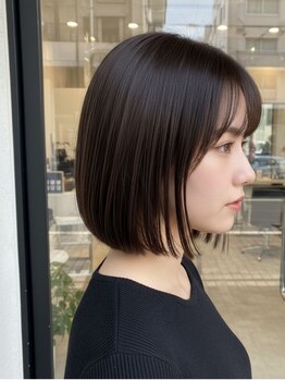 フロート 小阪店(float)の写真/【小顔似合わせカット＋オージュアTR￥11550→￥5940】丸みショート、切りっぱなしボブが人気！