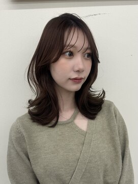 シェノン サントル(CHAINON CENTRE) 黒髪/クラゲヘアー/オリーブグレ 一/小顔／ココアベージュ／梅田