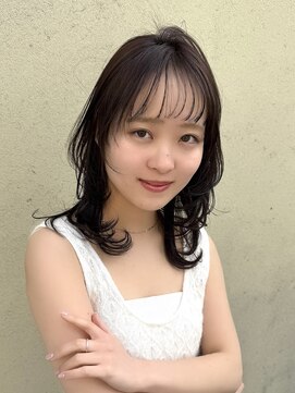 ルフトバイアンビエンテ(Luft by ambiente) ミディアムレイヤースタイル