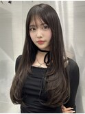 ワンホンレイヤーロングレイヤーカット顔周りスモーキーカラー
