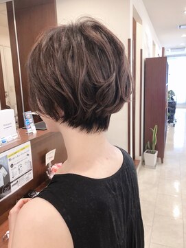 キアラ(Kchiara) ふんわり丸みショート福岡kchiara川野直人