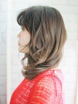 ナル 白山神社参道通り店(nalu)&nbsp;リバース巻きのゆるカールスタイル