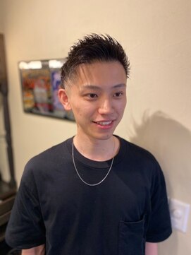 バレス 田町(BALES) [スキンフェード/ツイストスパイラル/田町]