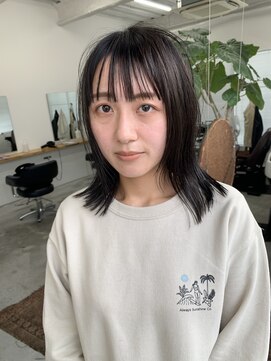 フィル(fil) ワイドバングミディアム/オリーブ