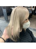 パールベージュ