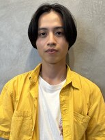 ワッツユアヘアストーリー(What’s your hair story)&nbsp;メンズカット/センターパート/メンズミディアム