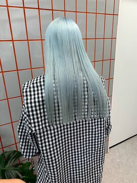 ペレ 渋谷(PELE) 斜めバング/グレージュカラー/デザインカラー/渋谷/渋谷駅