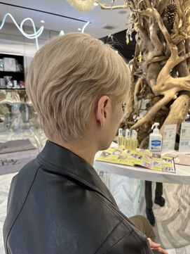 ゼスト 八王子店(ZEST) ホワイトベージュカラー