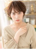 斜めバングひし形レイヤーマッシュショート