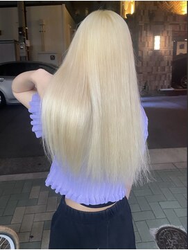 マール 矢場町(MARL) White blond