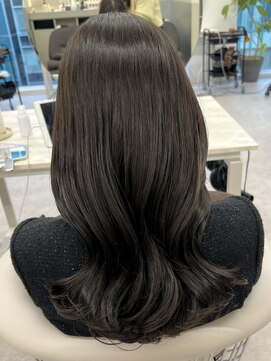 グーフィートーキョー 銀座(Goofy Tokyo) オリーブグレー/ブリーチなし/透明感カラー/オリーブ