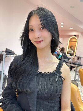 ボタン シブヤ(VOTAN SHIBUYA) くびれヘア/顔まわりカット/くびれヘア/前髪なし/黒髪