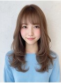 セミロング レイヤーカット 顔周りカット 前髪 ベージュ 20代