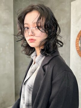 テトヘアー(teto hair) 黒髪　ミディアム　レイヤー　パーマ　モード　ナチュラル