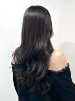 リリー(Re.ly) 透明感カラー