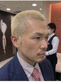 金髪オシャレ坊主！