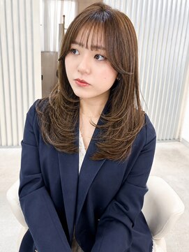 ユイマァル 岡山(YUIMARL) 岡山レイヤーカット20代30代顔周りレイヤーオリーブベージュ
