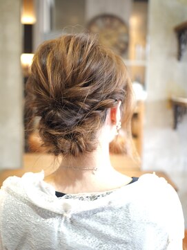 ノエル ヘアー アトリエ(Noele hair atelier) 《Noele》ツイスト編み×大人シンプルアレンジ☆