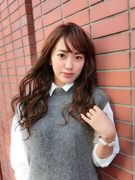 ファルベ(FARBE) 透明感あるナチュラルロング☆