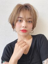 ロンド 表参道店(Lond) お洒落で動きのある大人ショートヘアー