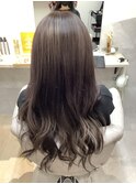 ロングのオトナ巻髪