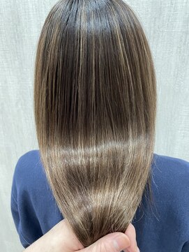 アルーシェ 心斎橋(Alushe) ハイライト＆urutowaトリートメント